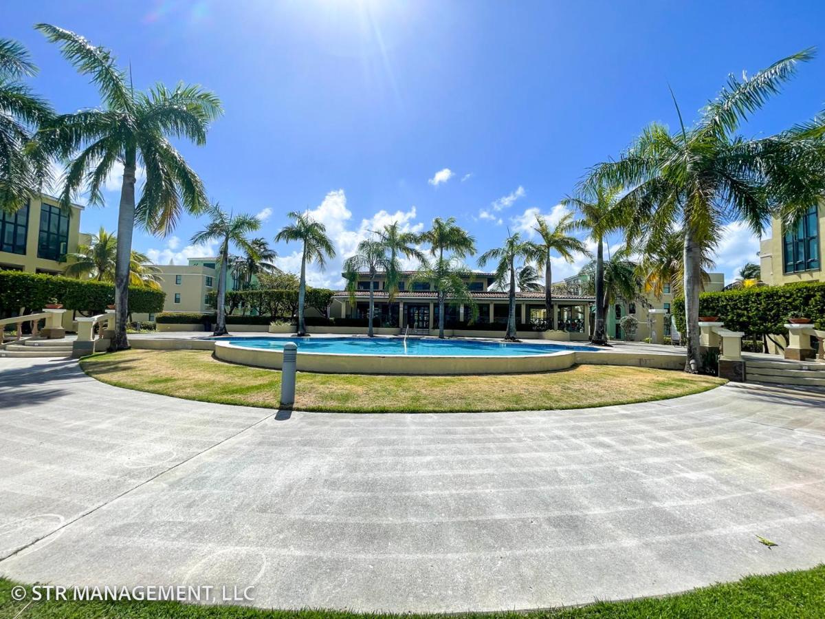 Upscale Condo At Aquatika Beach & Vacation Villas Loiza Exterior photo